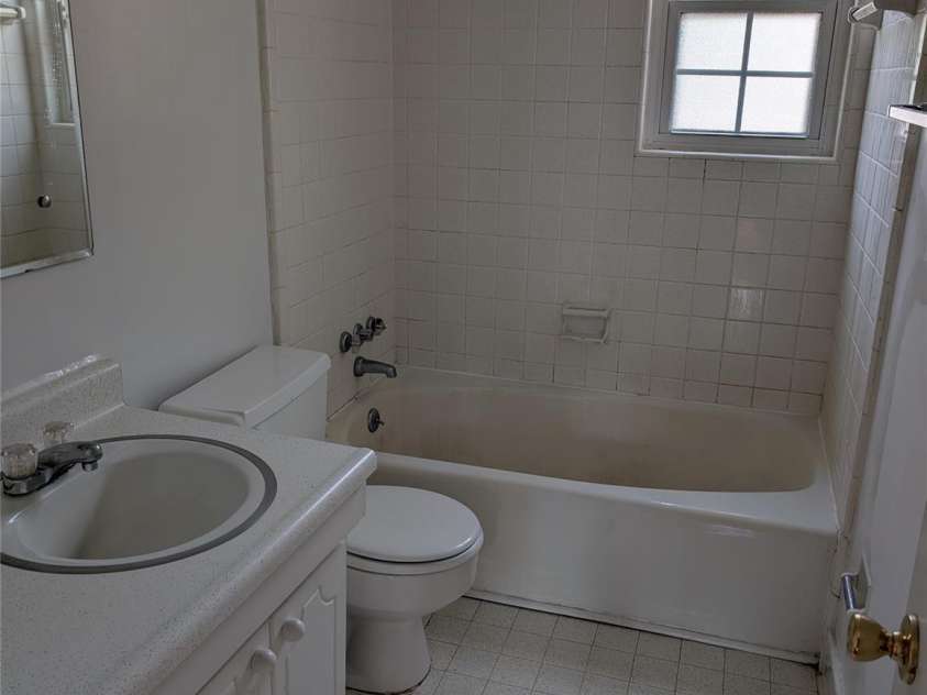 916 Mcalway Road, Charlotte, NC 28211.  MLS# CAR4368482, YatesRealty ID 11831. 