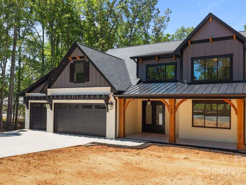 1408 Bloomsberry Lane, Waxhaw, NC 28173.  MLS# CAR4256550, YatesRealty ID 11833. 