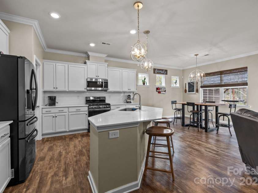 5030 Lily Pond Circle, Waxhaw, NC 28173.  MLS# CAR4238229, YatesRealty ID 11834. 