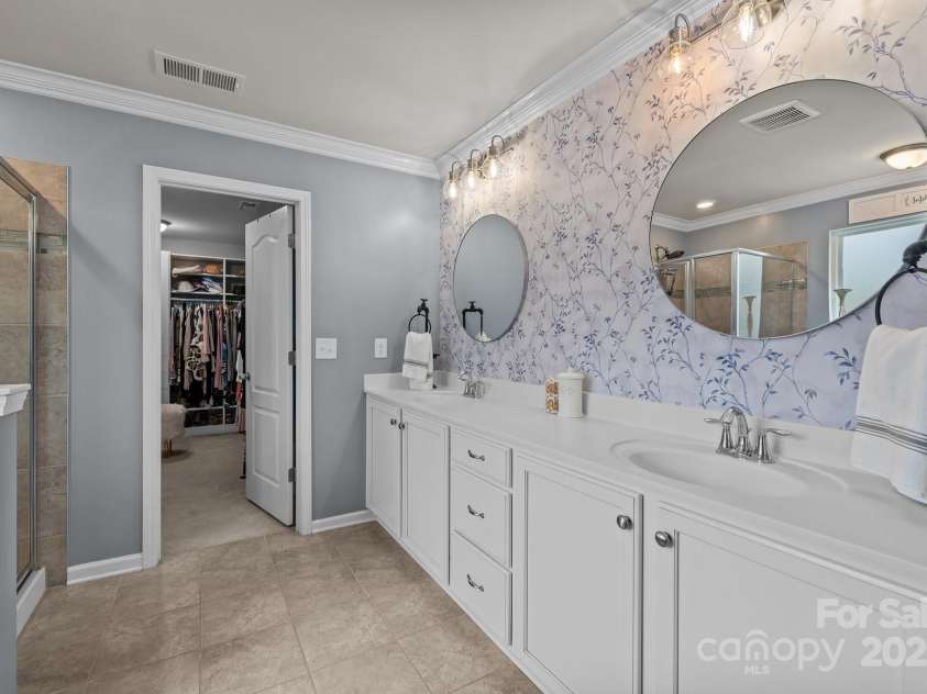 5030 Lily Pond Circle, Waxhaw, NC 28173.  MLS# CAR4238229, YatesRealty ID 11834. 