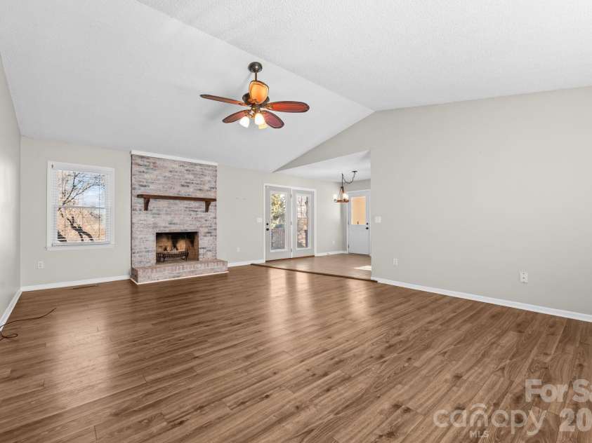 6200 Starlight Drive, Concord, NC 28027.  MLS# CAR4339866, YatesRealty ID 11834. 