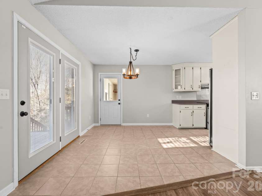 6200 Starlight Drive, Concord, NC 28027.  MLS# CAR4339866, YatesRealty ID 11834. 