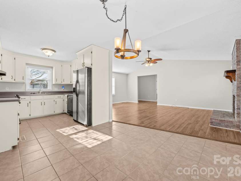 6200 Starlight Drive, Concord, NC 28027.  MLS# CAR4339866, YatesRealty ID 11834. 