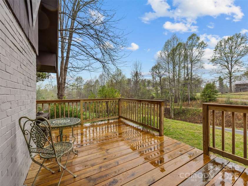 2162 Lytle Mountain Road, Marion, NC 28752.  MLS# CAR4248693, YatesRealty ID 11835. 