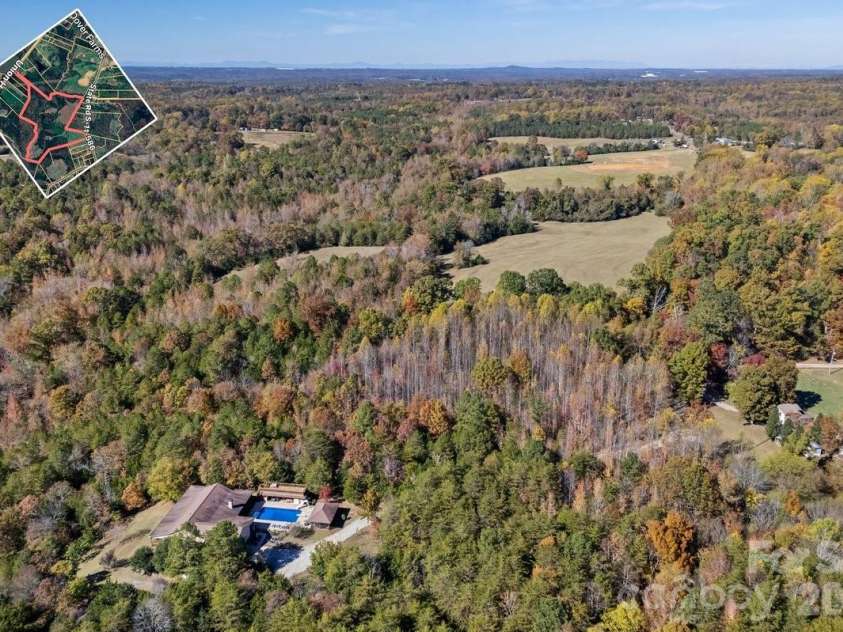 492 Starr Ridge Road, Gaffney, SC 29340.  MLS# CAR4319615, YatesRealty ID 11835. 