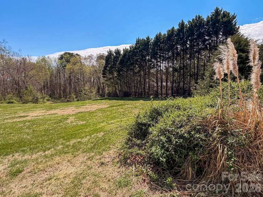 2746 Orangewood Lane, Newton, NC 28658.  MLS# CAR4364989, YatesRealty ID 11836. 