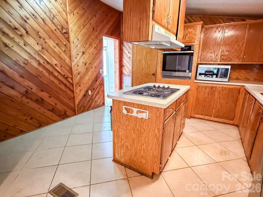 2746 Orangewood Lane, Newton, NC 28658.  MLS# CAR4364989, YatesRealty ID 11836. 