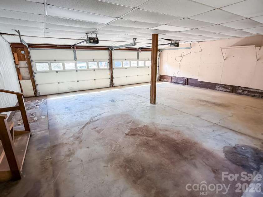 2746 Orangewood Lane, Newton, NC 28658.  MLS# CAR4364989, YatesRealty ID 11836. 