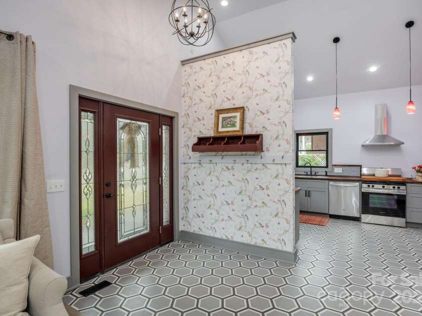 408 Hudson Street, Winnsboro, SC 29180.  MLS# CAR4223214, YatesRealty ID 11836. 