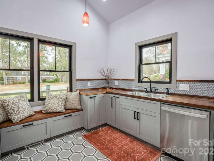 408 Hudson Street, Winnsboro, SC 29180.  MLS# CAR4223214, YatesRealty ID 11836. 