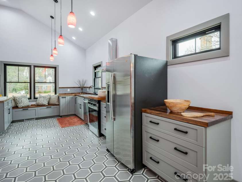 408 Hudson Street, Winnsboro, SC 29180.  MLS# CAR4223214, YatesRealty ID 11836. 