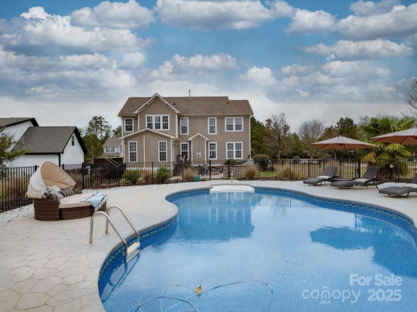 15211 Windward Lane, Lancaster, SC 29720.  MLS# CAR4241673, YatesRealty ID 11837. 
