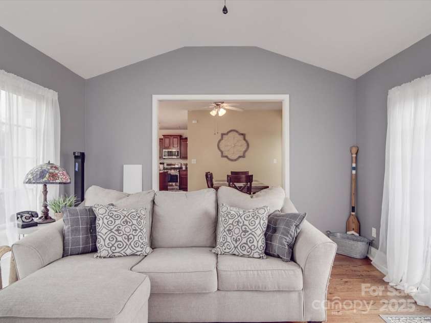 15211 Windward Lane, Lancaster, SC 29720.  MLS# CAR4241673, YatesRealty ID 11837. 