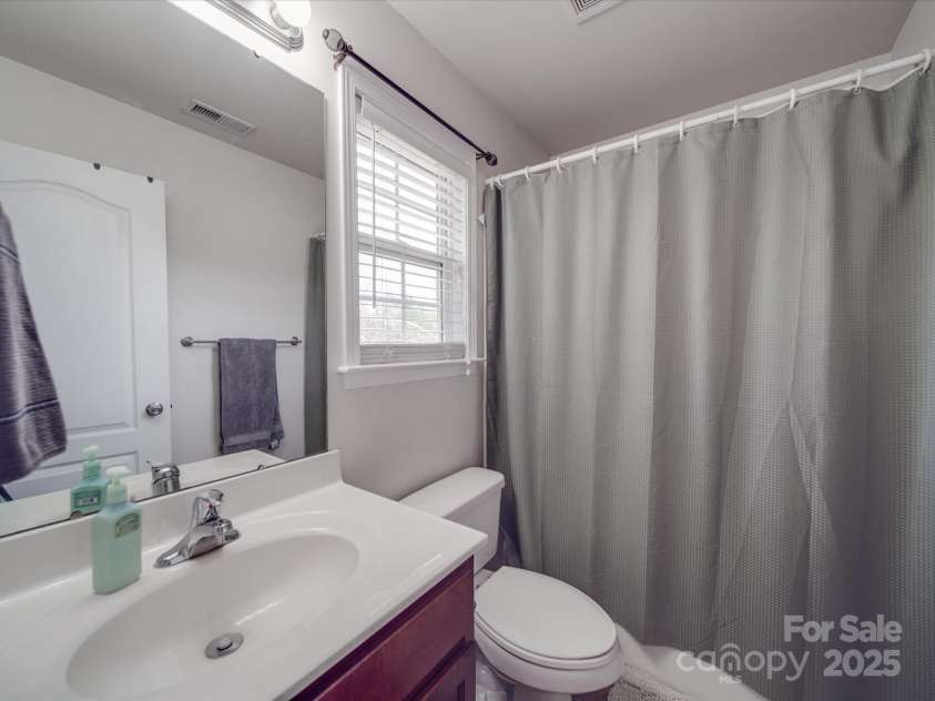 15211 Windward Lane, Lancaster, SC 29720.  MLS# CAR4241673, YatesRealty ID 11837. 