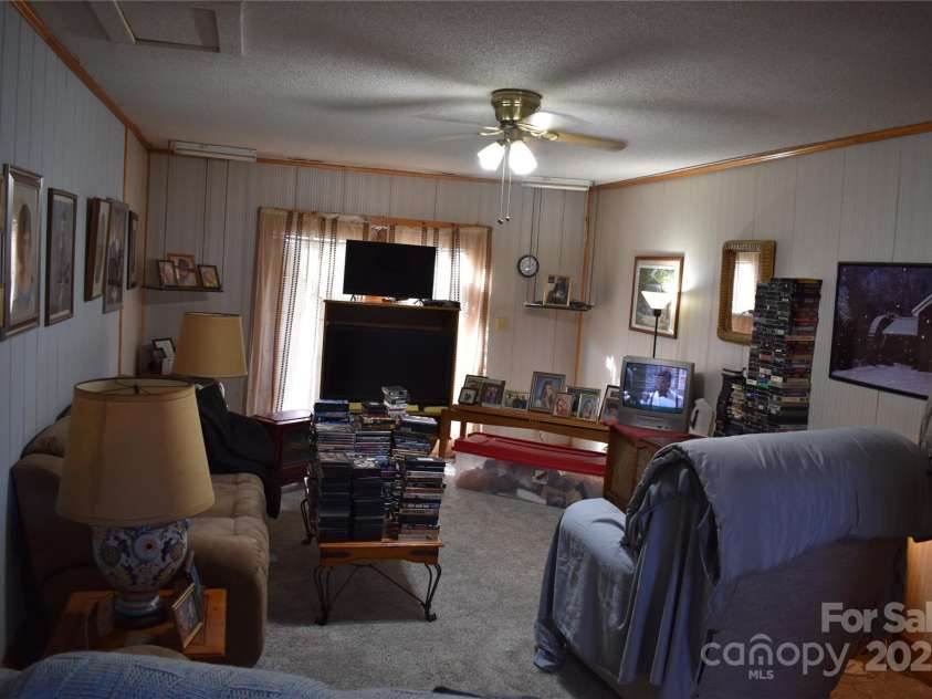 713 Arrowhead Trail, Marion, NC 28752.  MLS# CAR4219404, YatesRealty ID 1184. 