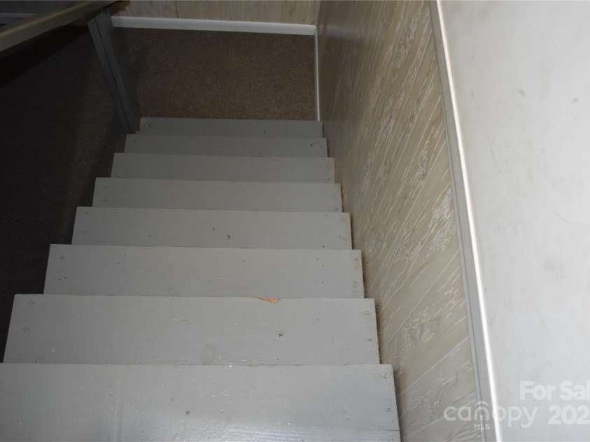 713 Arrowhead Trail, Marion, NC 28752.  MLS# CAR4219404, YatesRealty ID 1184. 