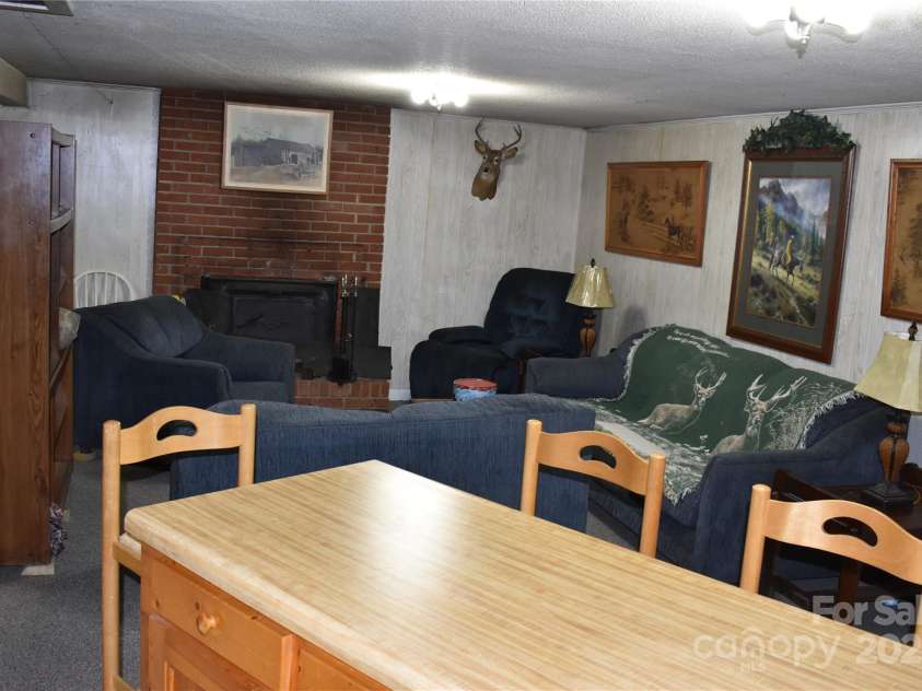 713 Arrowhead Trail, Marion, NC 28752.  MLS# CAR4219404, YatesRealty ID 1184. 