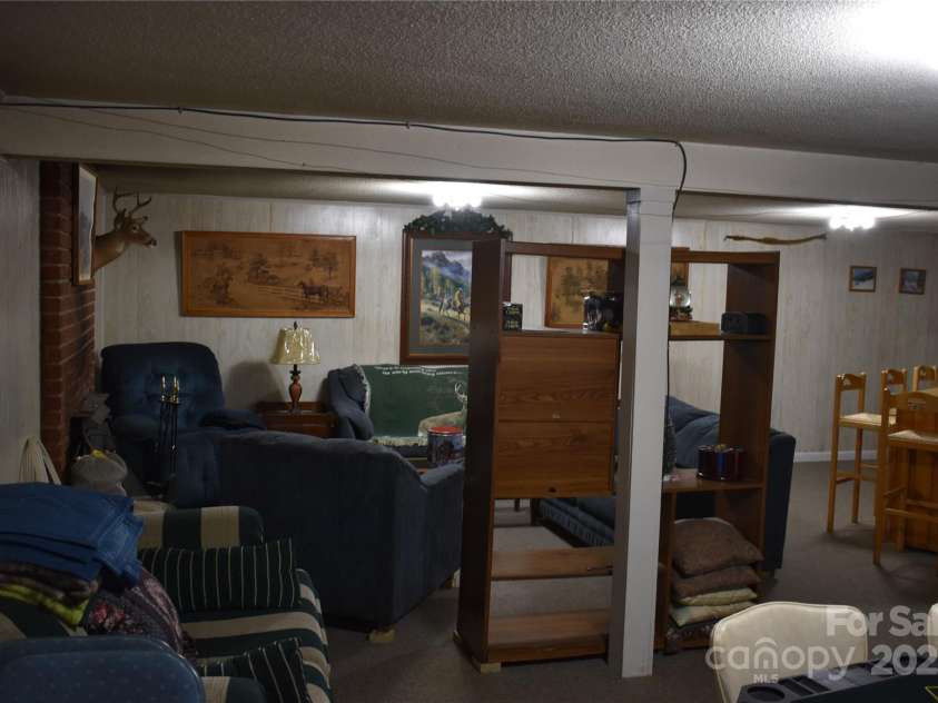 713 Arrowhead Trail, Marion, NC 28752.  MLS# CAR4219404, YatesRealty ID 1184. 