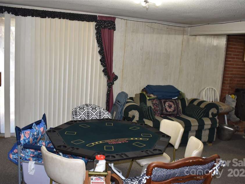 713 Arrowhead Trail, Marion, NC 28752.  MLS# CAR4219404, YatesRealty ID 1184. 