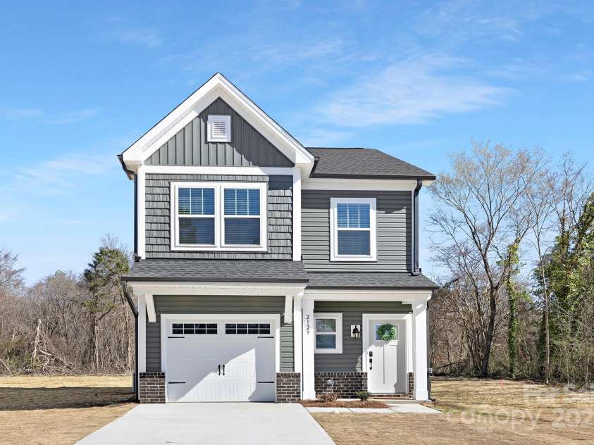 2129 Tom Sadler Road, Charlotte, NC 28214.  MLS# CAR4248466, YatesRealty ID 11841. 