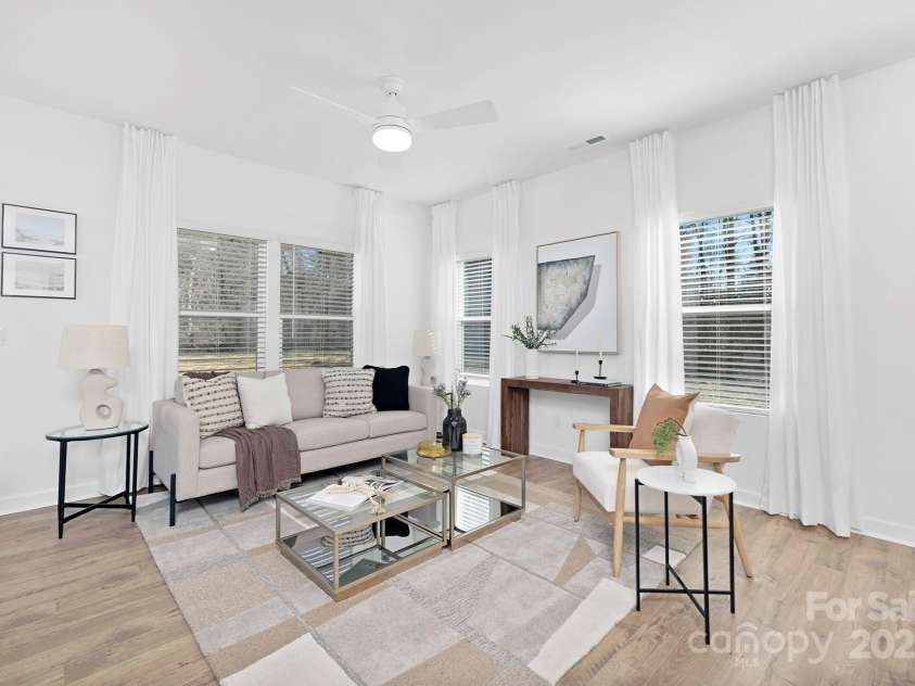 2129 Tom Sadler Road, Charlotte, NC 28214.  MLS# CAR4248466, YatesRealty ID 11841. 