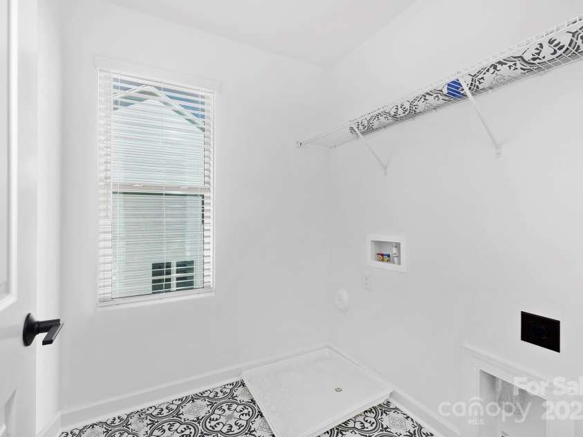 2129 Tom Sadler Road, Charlotte, NC 28214.  MLS# CAR4248466, YatesRealty ID 11841. 