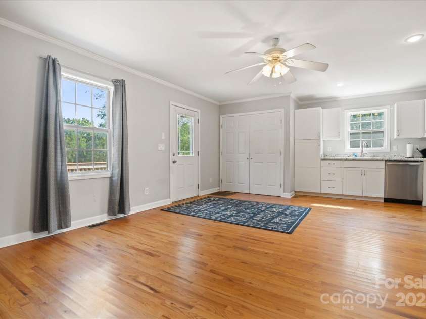1421 Ashford Road, Chester, SC 29706.  MLS# CAR4279150, YatesRealty ID 11842. 