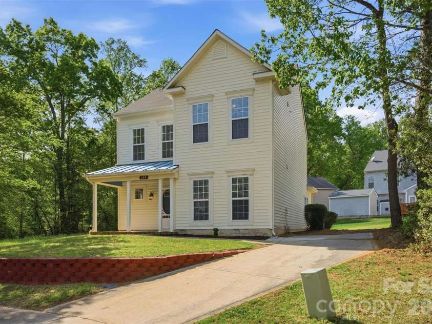 460 Mables Court, Statesville, NC 28677.  MLS# CAR4336237, YatesRealty ID 11843. 