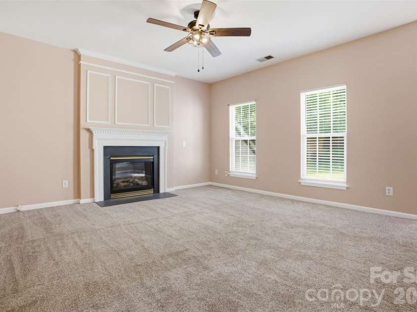 460 Mables Court, Statesville, NC 28677.  MLS# CAR4336237, YatesRealty ID 11843. 