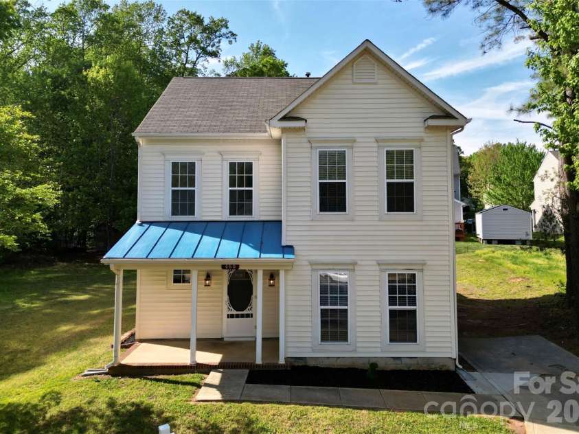 460 Mables Court, Statesville, NC 28677.  MLS# CAR4336237, YatesRealty ID 11843. 