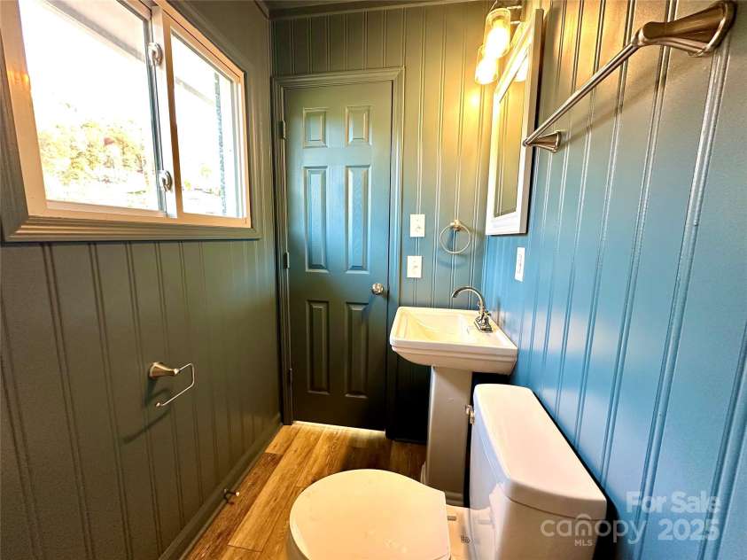 609 Cattail Road, Burnsville, NC 28714.  MLS# CAR4317558, YatesRealty ID 11845. 