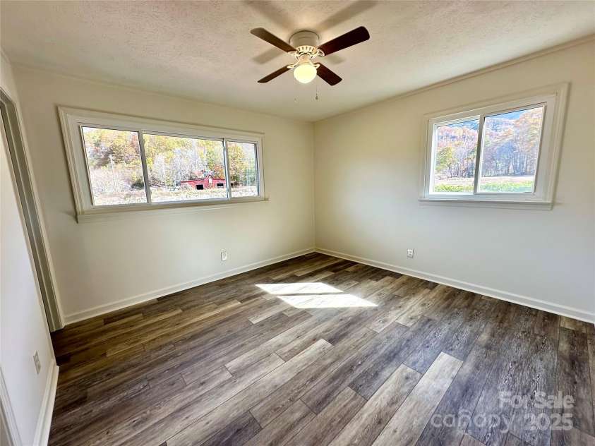 609 Cattail Road, Burnsville, NC 28714.  MLS# CAR4317558, YatesRealty ID 11845. 