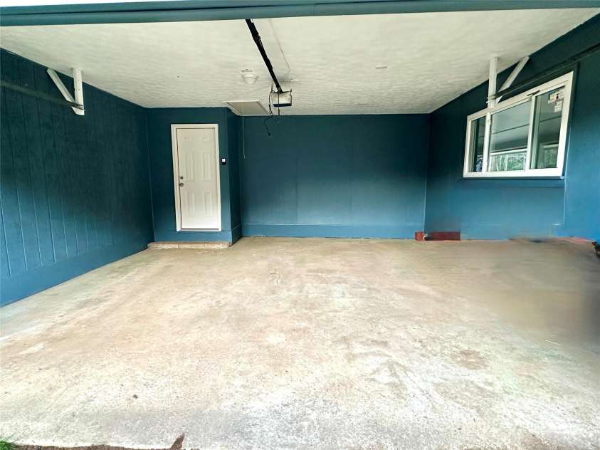 609 Cattail Road, Burnsville, NC 28714.  MLS# CAR4317558, YatesRealty ID 11845. 