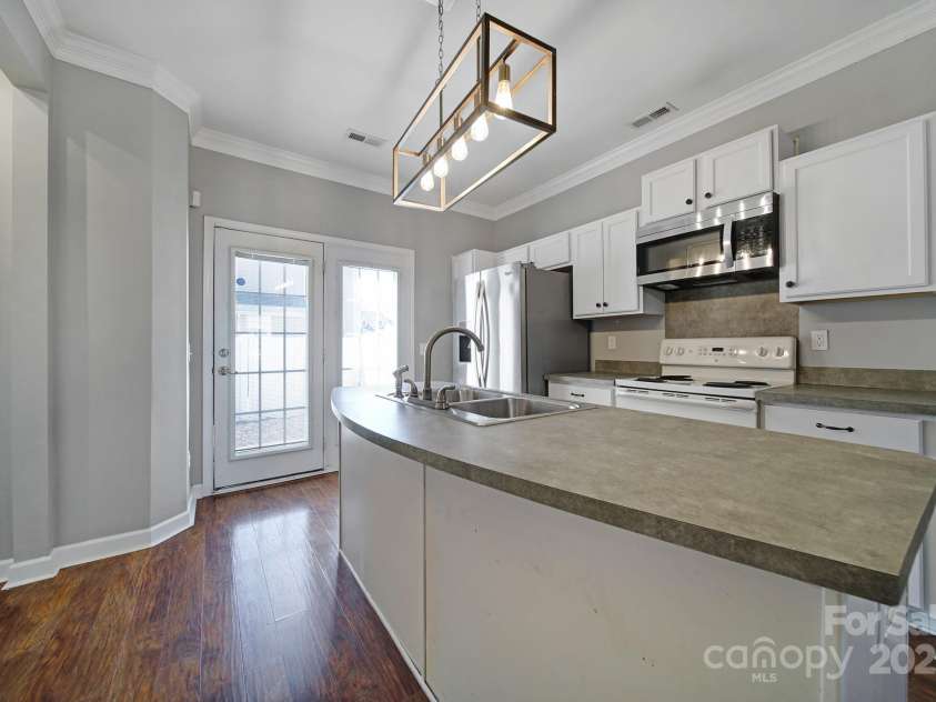 13376 Calloway Glen Drive, Charlotte, NC 28273.  MLS# CAR4243282, YatesRealty ID 11848. 