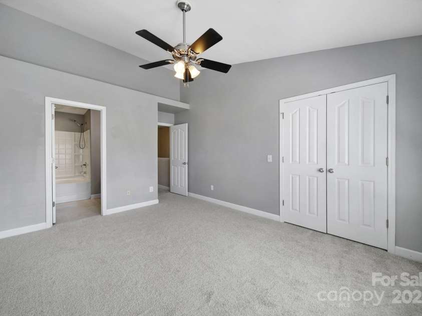 13376 Calloway Glen Drive, Charlotte, NC 28273.  MLS# CAR4243282, YatesRealty ID 11848. 