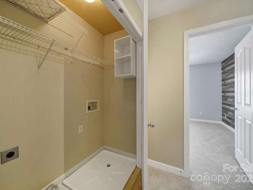 13376 Calloway Glen Drive, Charlotte, NC 28273.  MLS# CAR4243282, YatesRealty ID 11848. 