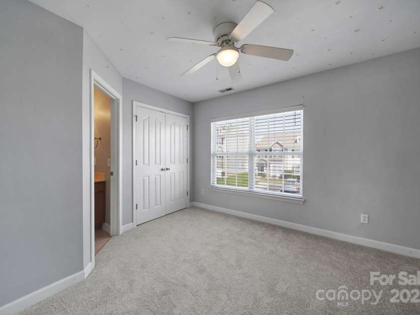 13376 Calloway Glen Drive, Charlotte, NC 28273.  MLS# CAR4243282, YatesRealty ID 11848. 