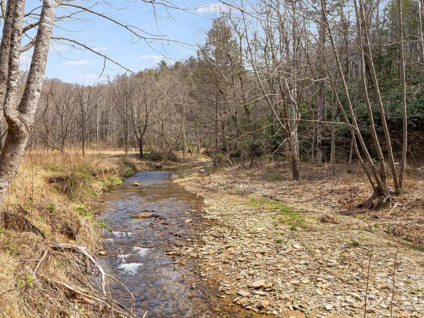 41 Gold Anchor Lane, Black Mountain, NC 28711.  MLS# CAR4347590, YatesRealty ID 11848. 