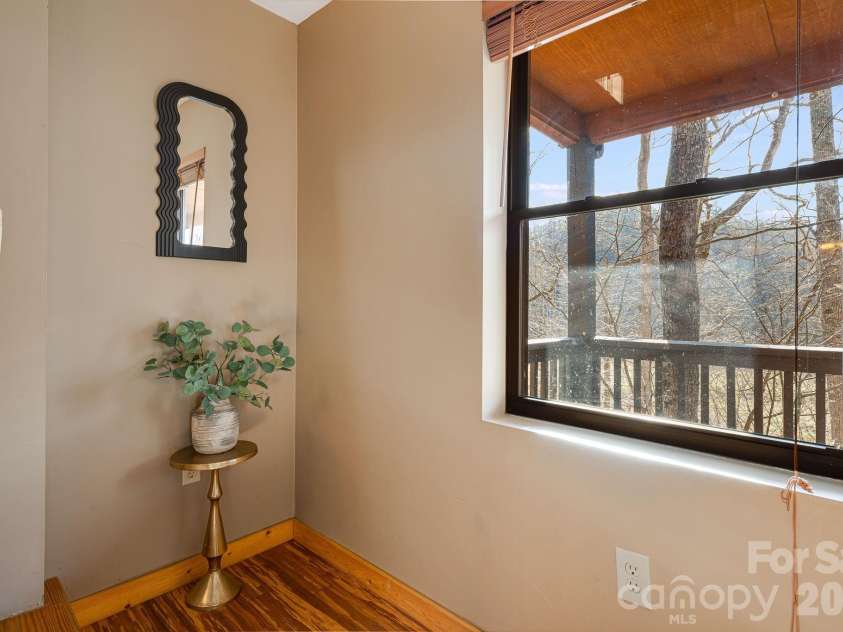 41 Gold Anchor Lane, Black Mountain, NC 28711.  MLS# CAR4347590, YatesRealty ID 11848. 