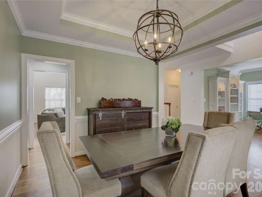 16624 Turtle Point Road, Charlotte, NC 28278.  MLS# CAR4338316, YatesRealty ID 11852. 