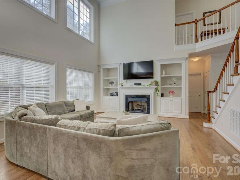16624 Turtle Point Road, Charlotte, NC 28278.  MLS# CAR4338316, YatesRealty ID 11852. 