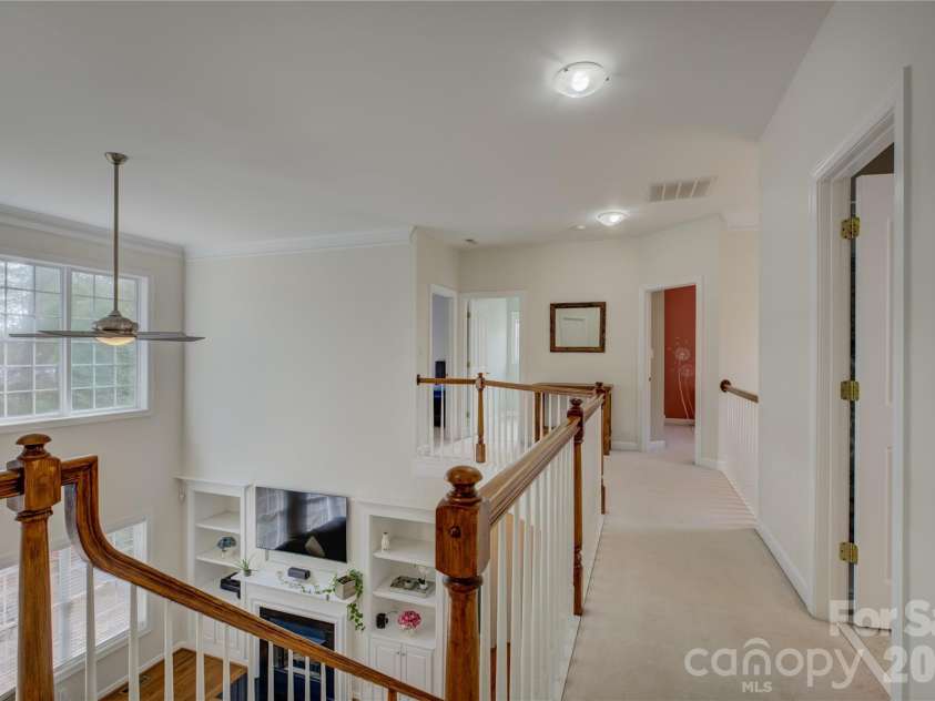 16624 Turtle Point Road, Charlotte, NC 28278.  MLS# CAR4338316, YatesRealty ID 11852. 