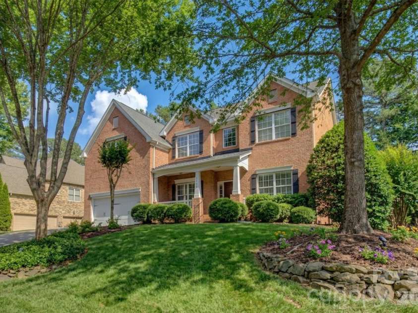 16624 Turtle Point Road, Charlotte, NC 28278.  MLS# CAR4338316, YatesRealty ID 11852. 