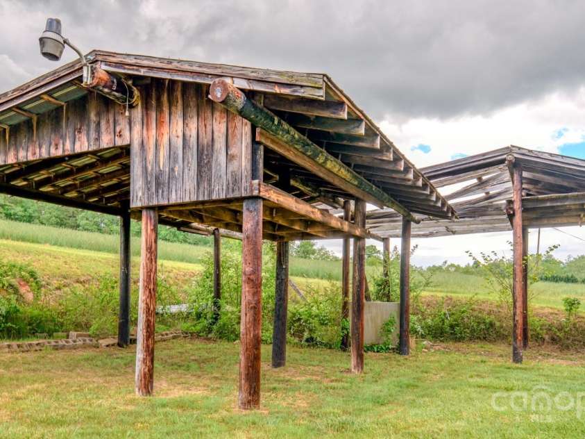 22 Hominy Baptist Church Road, Candler, NC 28715.  MLS# CAR4255118, YatesRealty ID 11853. 