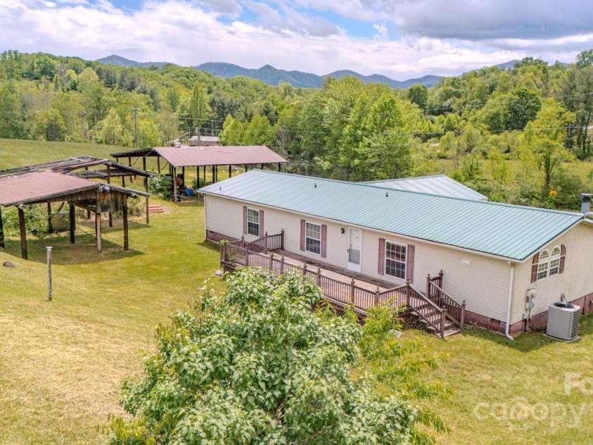 22 Hominy Baptist Church Road, Candler, NC 28715.  MLS# CAR4255118, YatesRealty ID 11853. Beautiful views!
