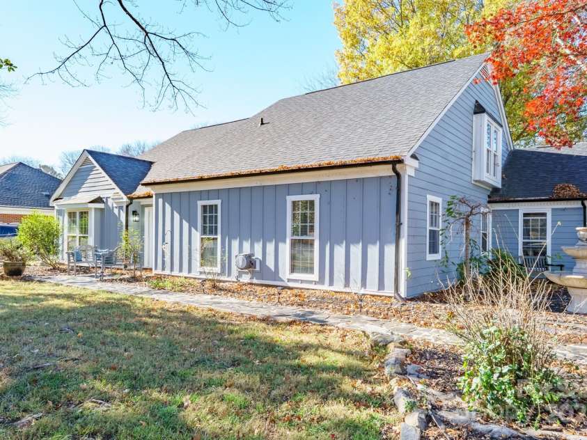 4731 Carberry Court, Charlotte, NC 28226.  MLS# CAR4326172, YatesRealty ID 11854. 