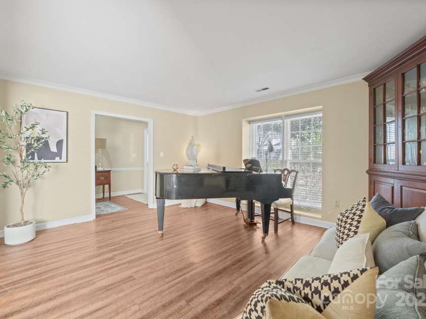 4731 Carberry Court, Charlotte, NC 28226.  MLS# CAR4326172, YatesRealty ID 11854. 