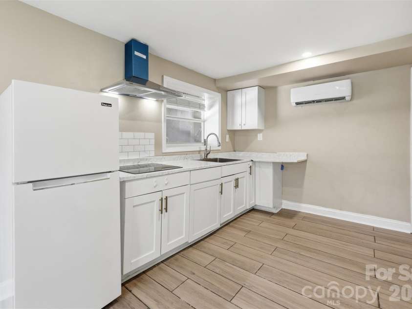 4920 Bright Road, Charlotte, NC 28214.  MLS# CAR4358437, YatesRealty ID 11854. 