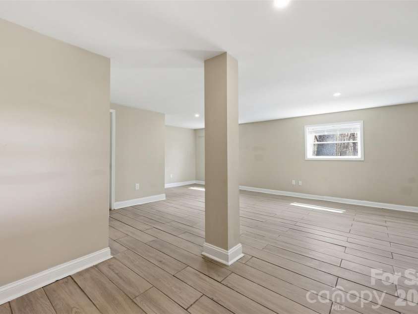 4920 Bright Road, Charlotte, NC 28214.  MLS# CAR4358437, YatesRealty ID 11854. 