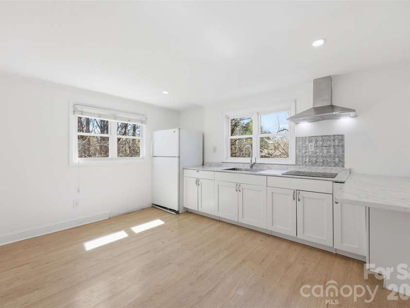 4920 Bright Road, Charlotte, NC 28214.  MLS# CAR4358437, YatesRealty ID 11854. 